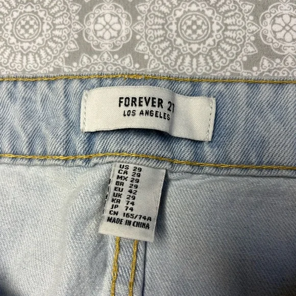 Light Blue denim skirt, size US 29 - Picture 3 of 4